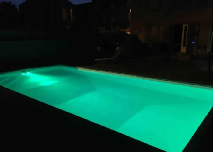 Jolie Maison Avec Piscine, Proche Mt St Michel Feriehus Avranches