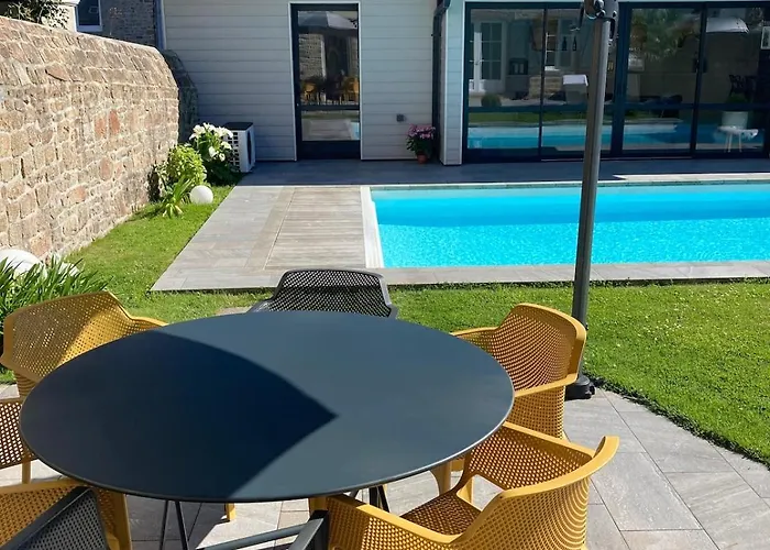 Jolie Maison Avec Piscine, Proche Mt St Michel Feriehus Avranches