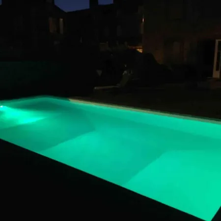 Jolie Maison Avec Piscine, Proche Mt St Michel بيت للعطل آفروشْ