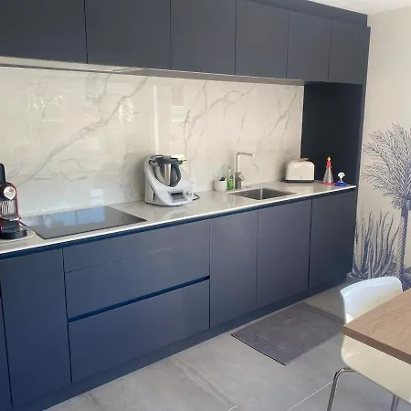 بيت للعطل Jolie Maison Avec Piscine, Proche Mt St Michel آفروشْ