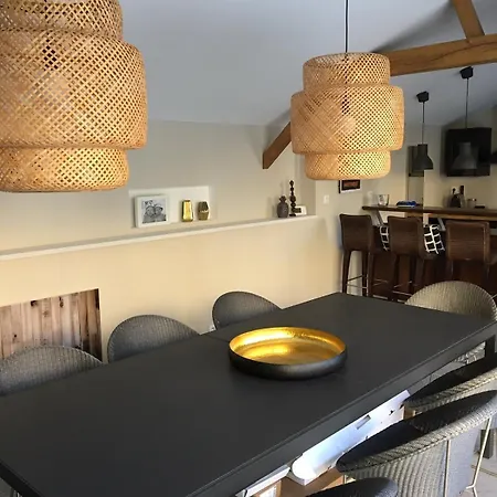 Jolie Maison Avec Piscine, Proche Mt St Michel