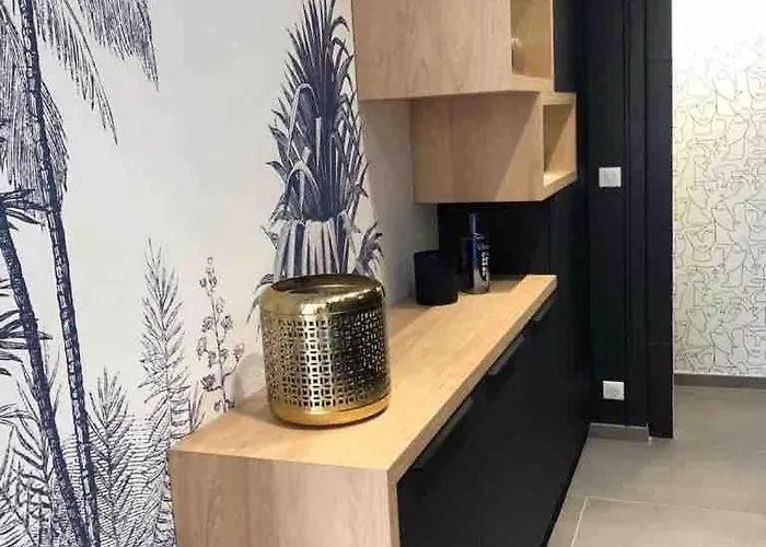 Jolie Maison Avec Piscine, Proche Mt St Michel Prázdninový dům *