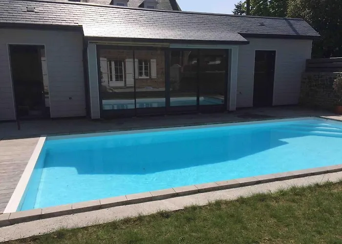 Jolie Maison Avec Piscine, Proche Mt St Michel Avranches