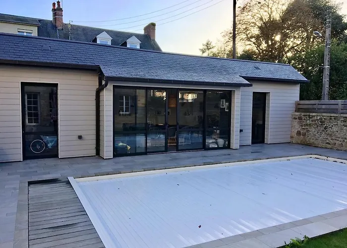 Jolie Maison Avec Piscine, Proche Mt St Michel *